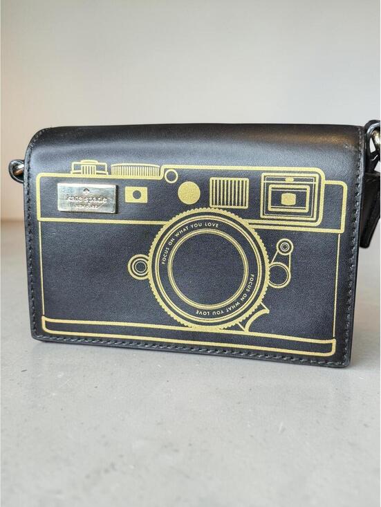 kate spade Handbags - Kate Spade Lemon Street Gwen Camera Crossbody Bag Black Gold Novelty Rare